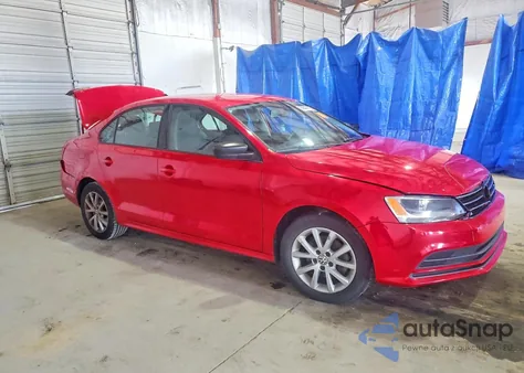 2015 Volkswagen Jetta Se z USA, uszkodzony, nr VIN 3VWD07AJ8FM257105